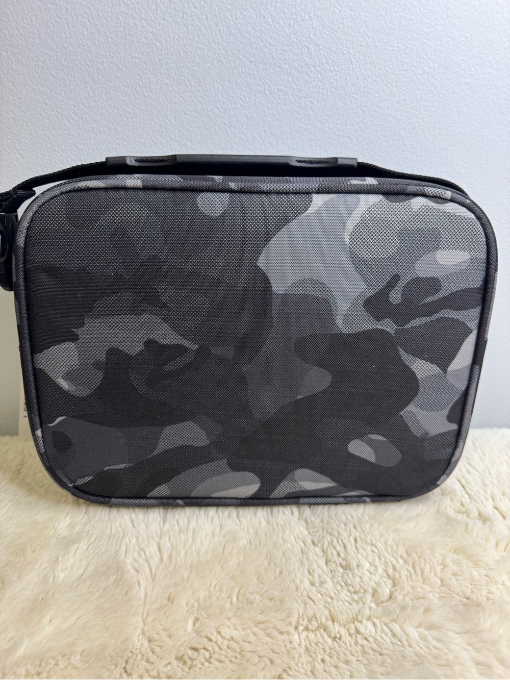 Nike Hard Shell Lunch Box - Picture 2 of 4